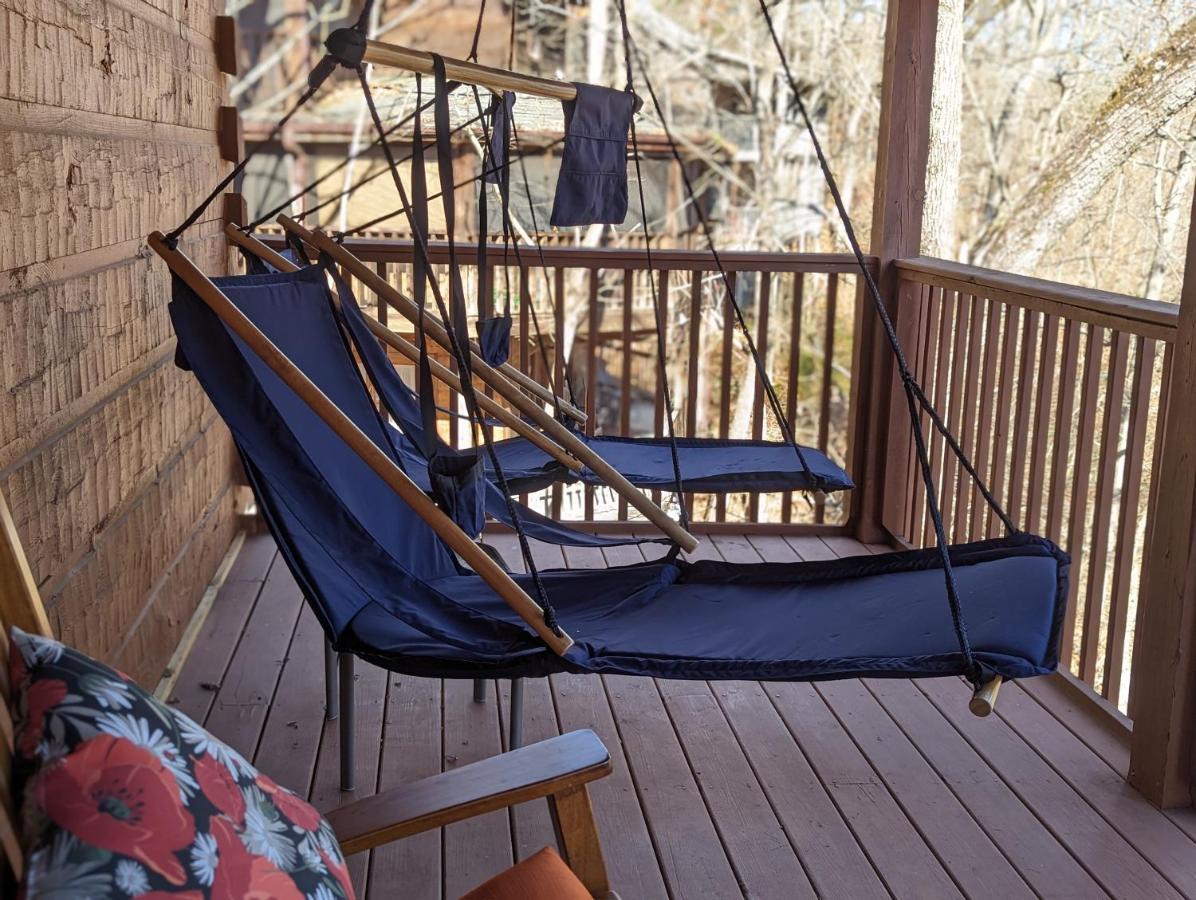 Firefly Hollow Cabin - Smoky Mountains - Soaky Mountain Water Park - Sevierville Convention Center بيدجن فورج المظهر الخارجي الصورة